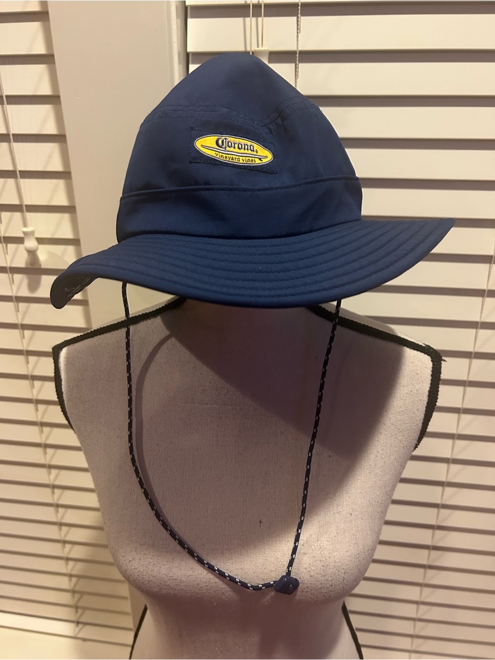 Corona x Vineyard Vines Surf Patch Boonie Hat size M/L